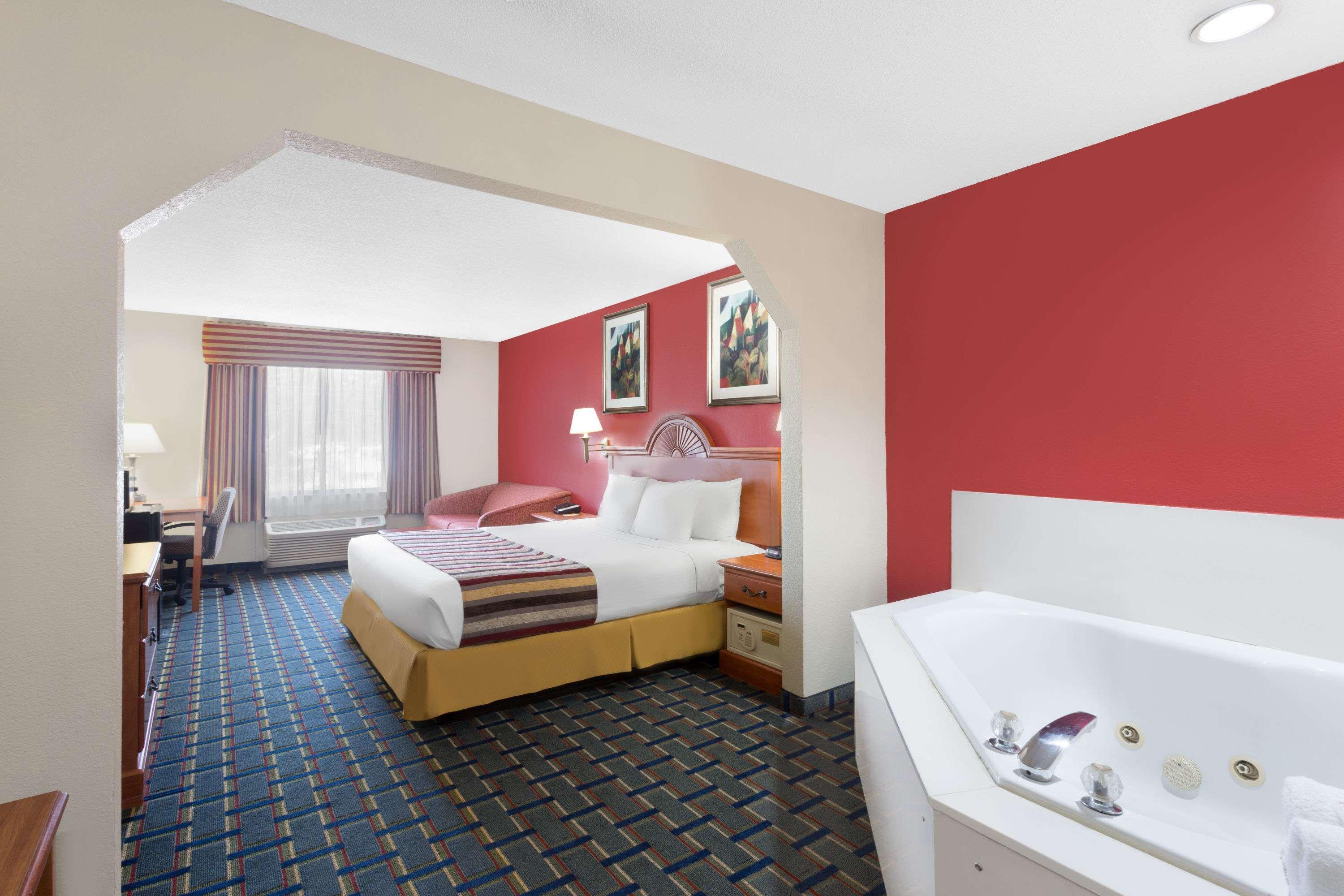 Baymont By Wyndham Pooler/savannah Hotel 3*